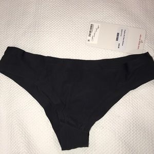NWT Lululemon bikini bottoms